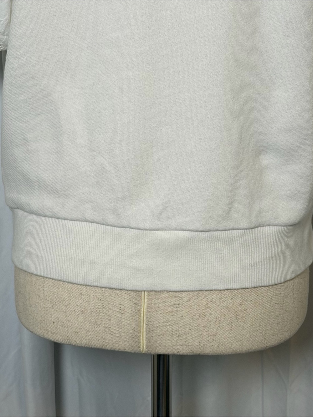 Paige Mako Puff Sleeve Sweatshirt White Eyelet Lace Sleeve Cotton Top Medium - Picture 10 of 12